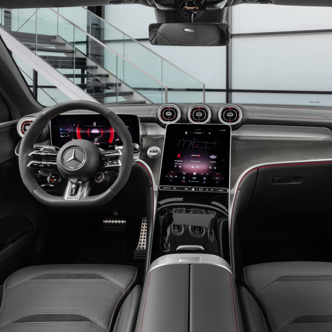 Mercedes AMG GLC Coupe 63 S Interieur 2