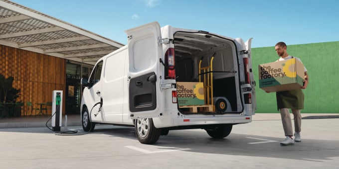 03 Nieuwe Renault Trafic E Tech electric maakt aanbod elektrische bedrijfswagens compleet