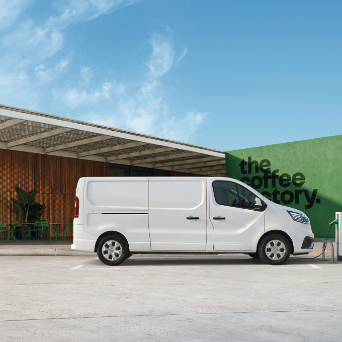 04 Nieuwe Renault Trafic E Tech electric maakt aanbod elektrische bedrijfswagens compleet