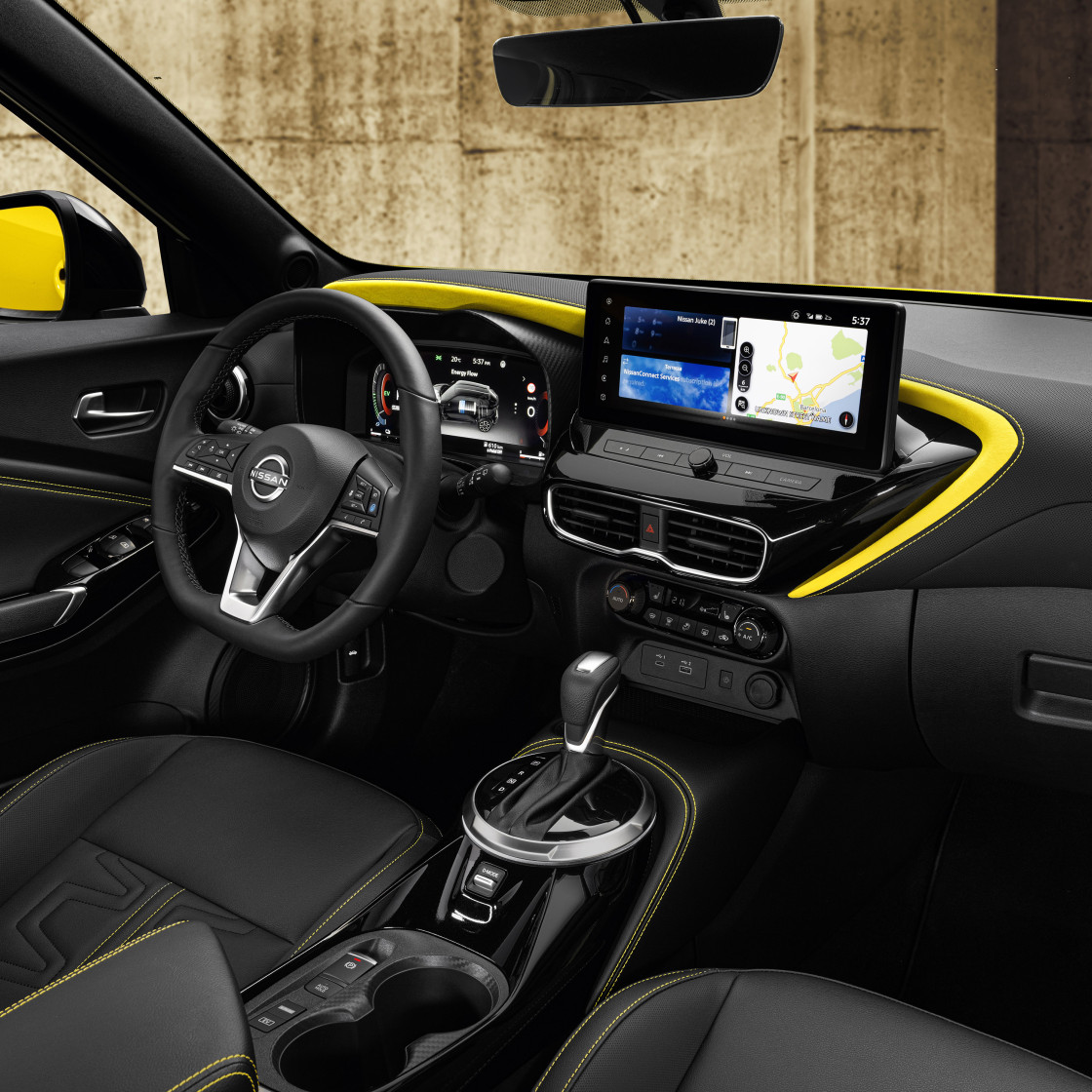 JUKE MC 2024 interior  iconic yellow body color N Sport driver cockpit side view v2